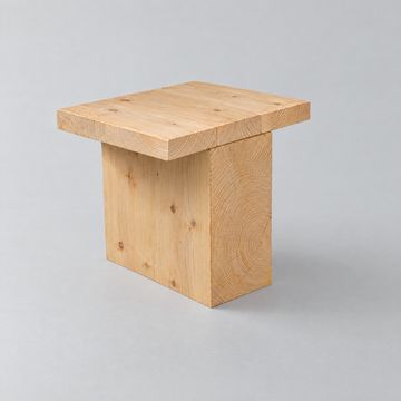 Deckentyp massiver Holzbalken, KI-Beispielbild.